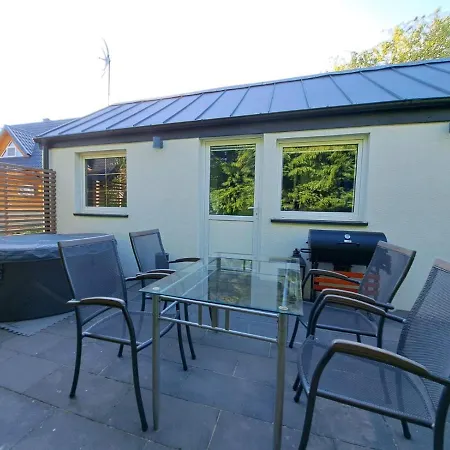 Kajuta Holiday home Zarnowska